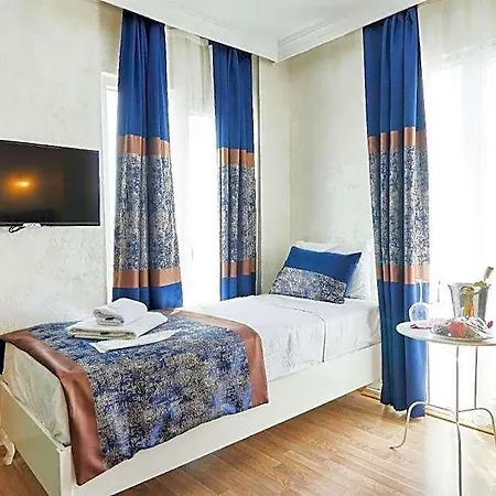 Hotel Armar 2*