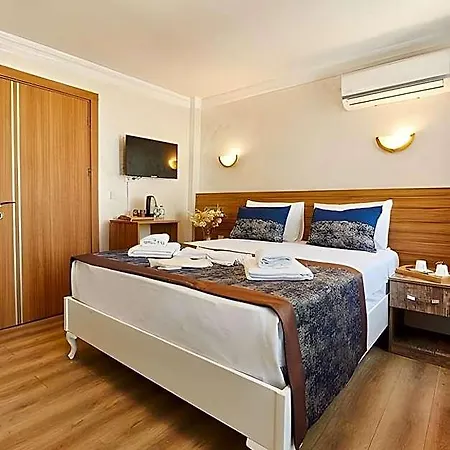 Hotel Armar 2*